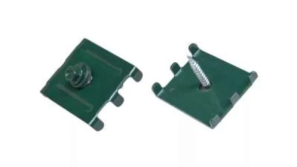 3 д забор Скоба 40х40х2 усиленная с отверстием под саморез 5,5 RAL 6005 Зеленая 3 д забор Скоба 40х40х2 усиленная с отверстием под саморез 5,5 RAL 6005 Зеленая